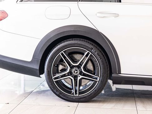 Used 2022 Mercedes-Benz E 450 4MATIC All-Terrain Wagon image 11