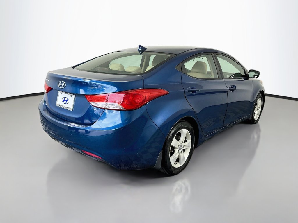 Used 2013 Hyundai Elantra GLS w/ Preferred Pkg FWD image 5