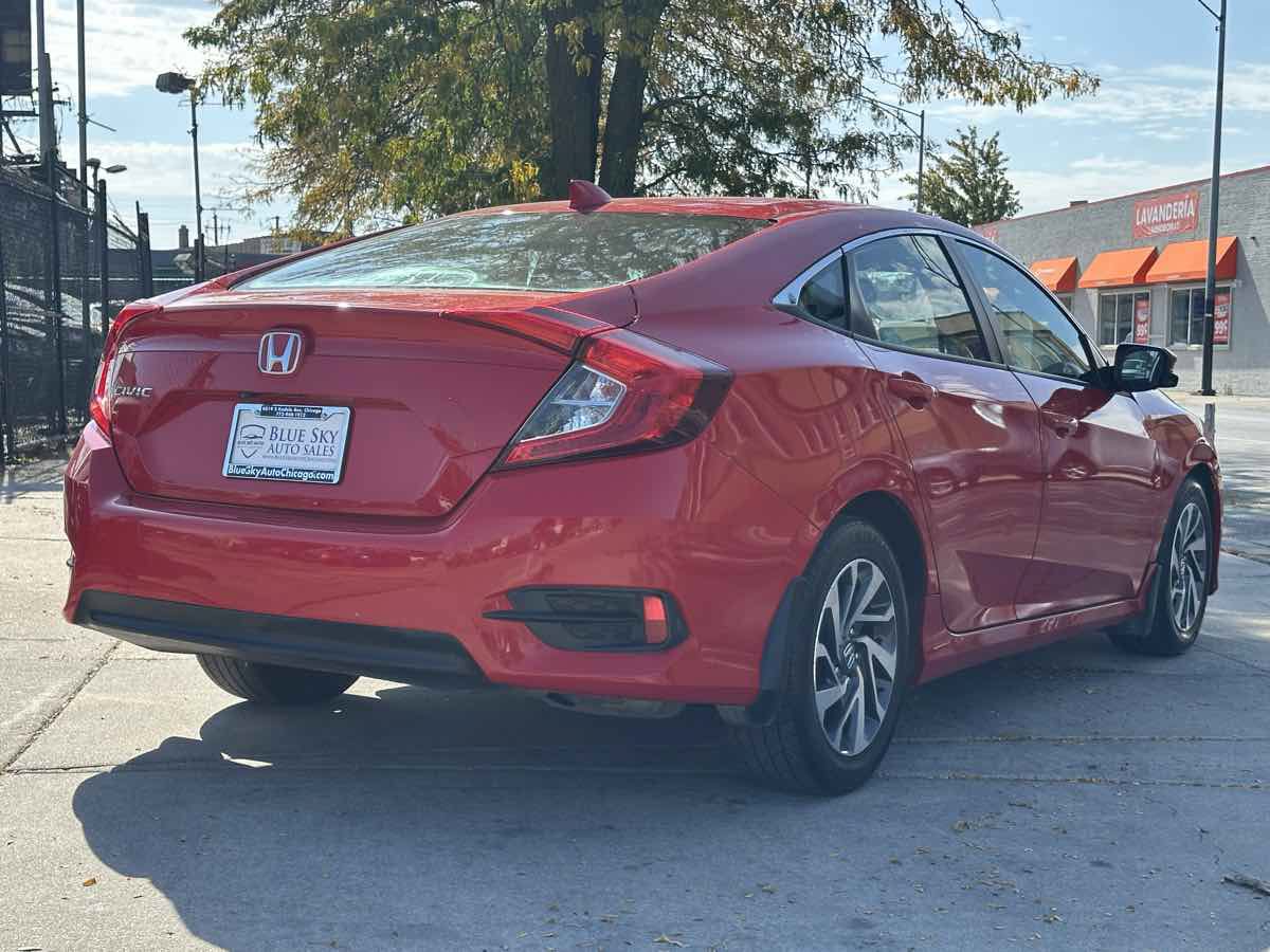 Used 2018 Honda Civic EX image 5