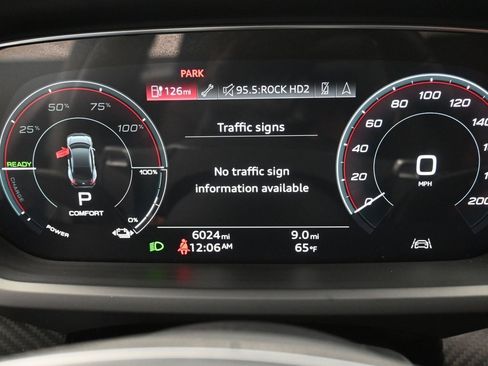 Used 2023 Audi e-tron GT Premium Plus w/ Performance Package image 18