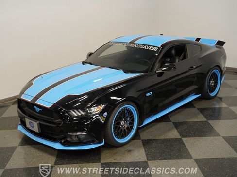 Used 2016 Ford Mustang GT Premium w/ GT Performance Package image 7
