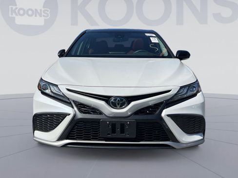 Used 2022 Toyota Camry XSE AWD/4WD image 8