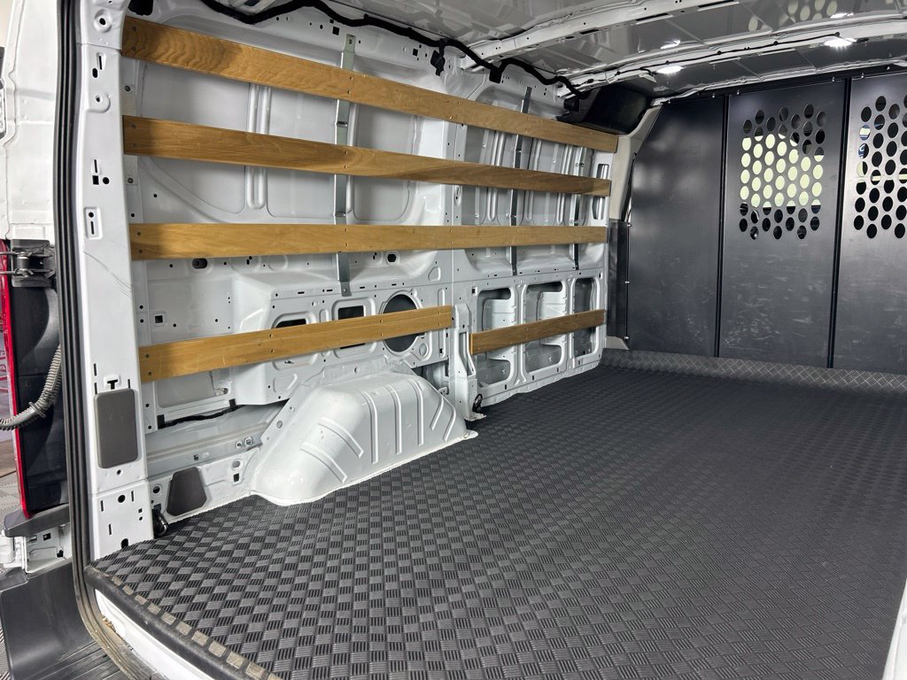 Used 2025 Ford Transit 250 Low Roof w/ Exterior Upgrade Package RWD image 18