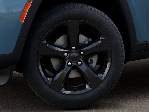 New 2026 Jeep Grand Cherokee Limited AWD/4WD image 8