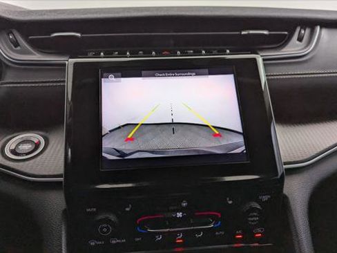 Used 2023 Jeep Grand Cherokee L Laredo w/ Luxury Tech Group I image 32