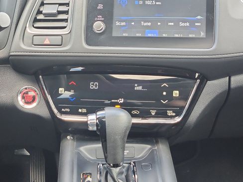 Used 2019 Honda HR-V EX image 18