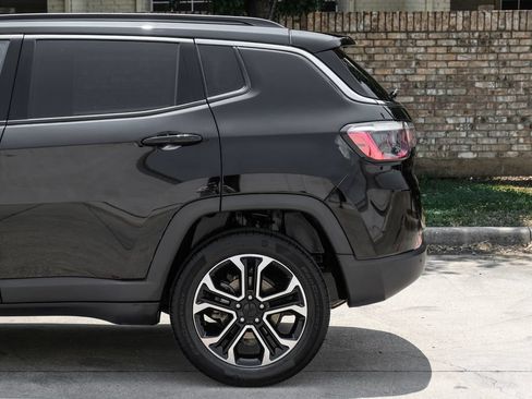 Used 2023 Jeep Compass Limited AWD/4WD image 22