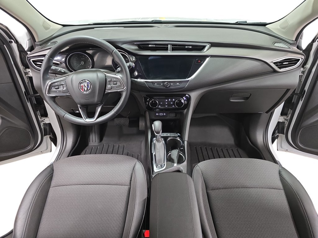 Used 2023 Buick Encore GX Preferred w/ Cold Weather Comfort Package AWD/4WD image 9
