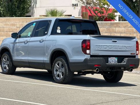 Certified 2025 Honda Ridgeline TrailSport image 6