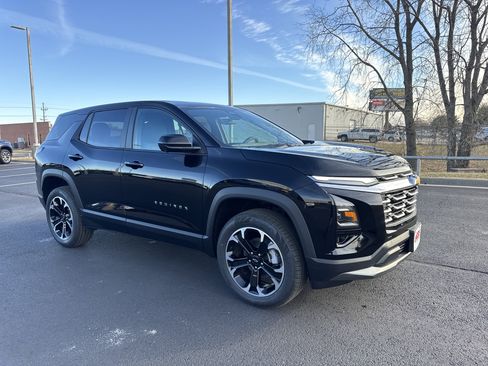 New 2026 Chevrolet Equinox LT w/ Safety and Technology Package image 32