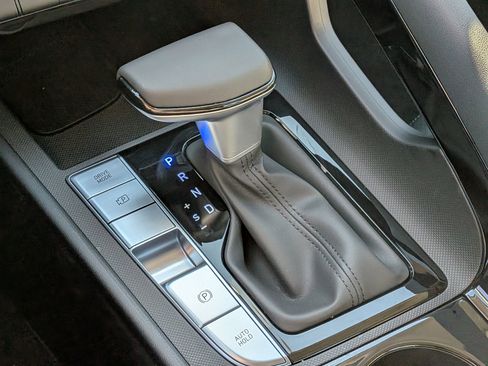 New 2026 Hyundai Elantra Limited image 14