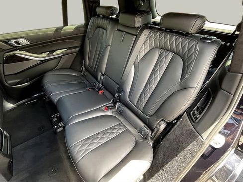 New 2026 BMW X7 xDrive40i w/ M Sport Package AWD/4WD image 22