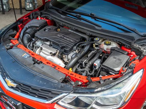 Used 2018 Chevrolet Cruze LS FWD image 11