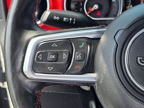 Used 2020 Jeep Gladiator Rubicon AWD/4WD image 17