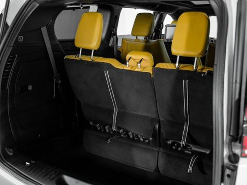 Used 2023 Chrysler Pacifica Pinnacle image 44