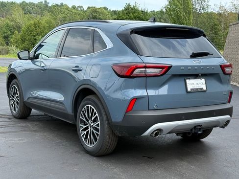 Used 2024 Ford Escape Base w/ PHEV Premium Package image 42