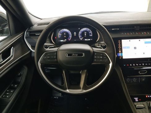 New 2026 Jeep Grand Cherokee L 4WD image 21