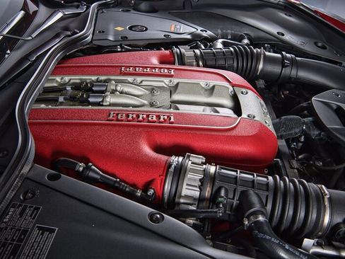 Used 2021 Ferrari 812 GTS RWD image 45