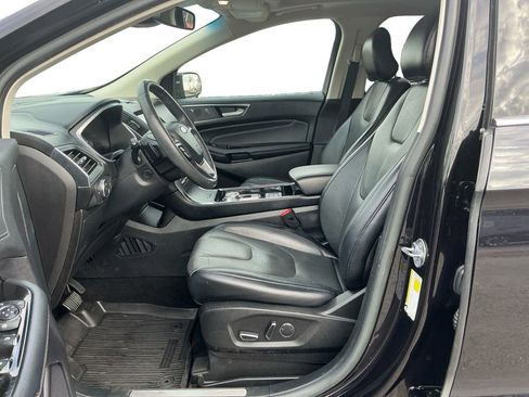 Used 2019 Ford Edge Titanium w/ Equipment Group 301A image 14