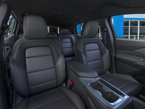 New 2026 Chevrolet Equinox EV LT image 16