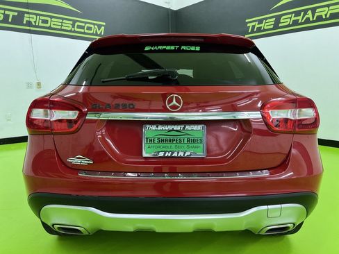 Used 2019 Mercedes-Benz GLA 250 w/ Premium Package image 8