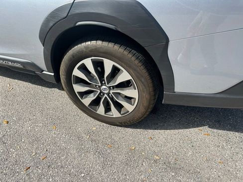 Used 2023 Subaru Outback Limited XT image 10