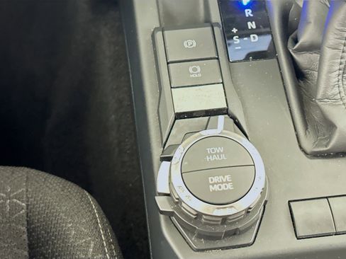 Used 2025 Toyota 4Runner SR5 image 25