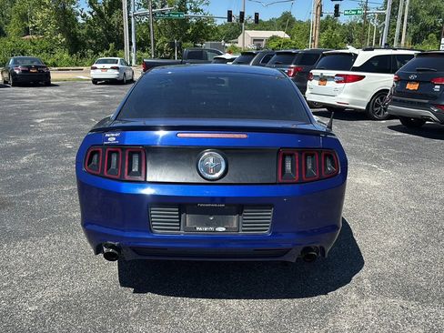 Used 2013 Ford Mustang Coupe RWD image 4