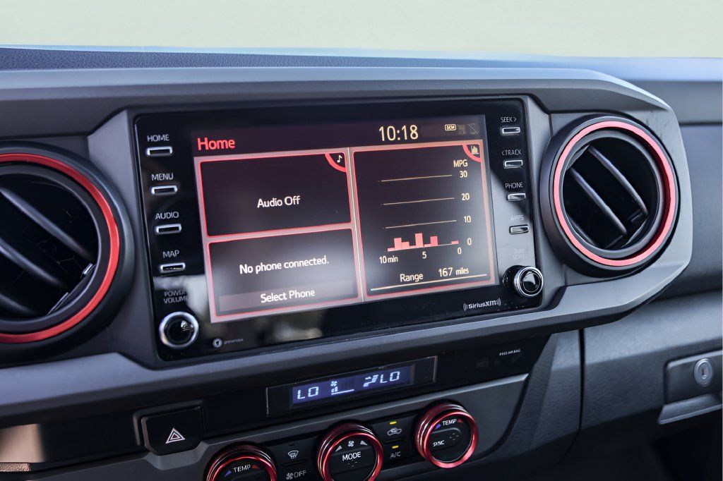 Used 2021 Toyota Tacoma TRD Sport w/ Technology Package RWD image 19