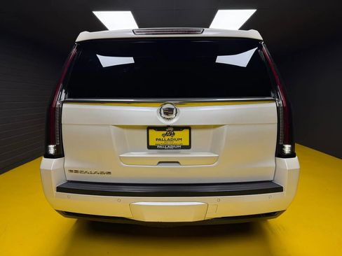 Used 2015 Cadillac Escalade Premium AWD/4WD image 5
