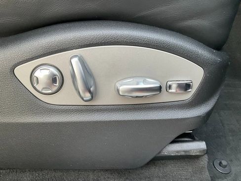 Used 2020 Porsche Macan S image 21