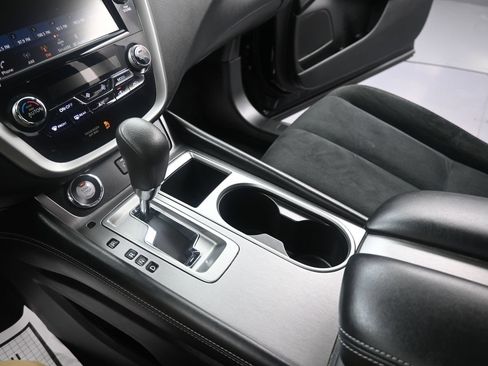 Used 2019 Nissan Murano S AWD/4WD image 30