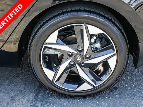 Certified 2023 Hyundai Elantra SEL w/ Convenience Package FWD image 8