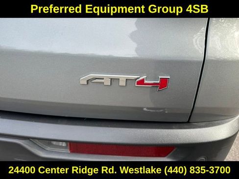 Used 2024 GMC Acadia AT4 w/ Luxury Package AWD/4WD image 11