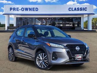 Used 2024 Nissan Kicks SR video 1