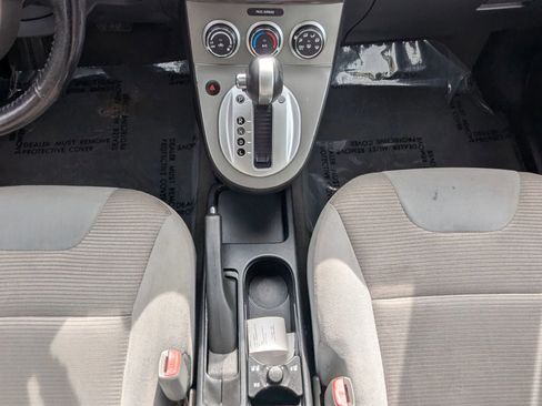 Used 2012 Nissan Sentra 2.0 S w/ Convenience Pkg image 11