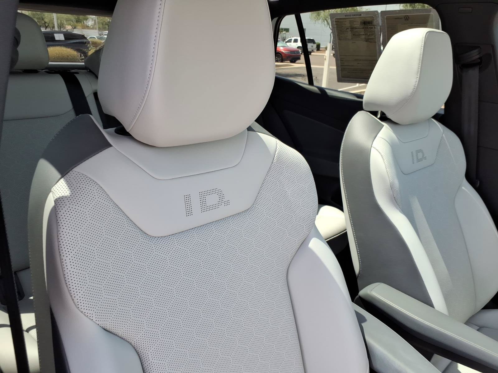 Certified 2022 Volkswagen ID.4 Pro S AWD/4WD image 11