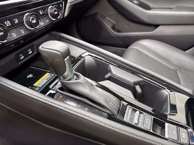 Certified 2025 Honda Accord Touring image 26