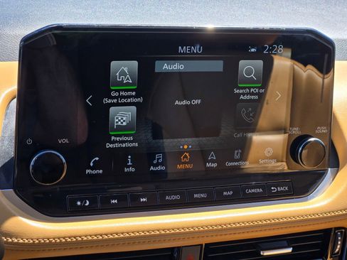 Used 2021 Nissan Rogue Platinum FWD image 24