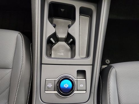 New 2025 Volkswagen Tiguan SE image 24