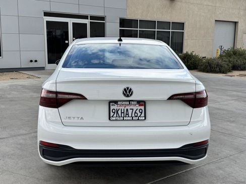 Used 2024 Volkswagen Jetta S FWD image 6