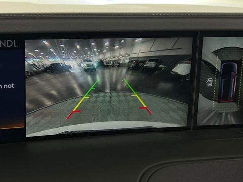 Used 2024 Lincoln Nautilus Reserve image 23