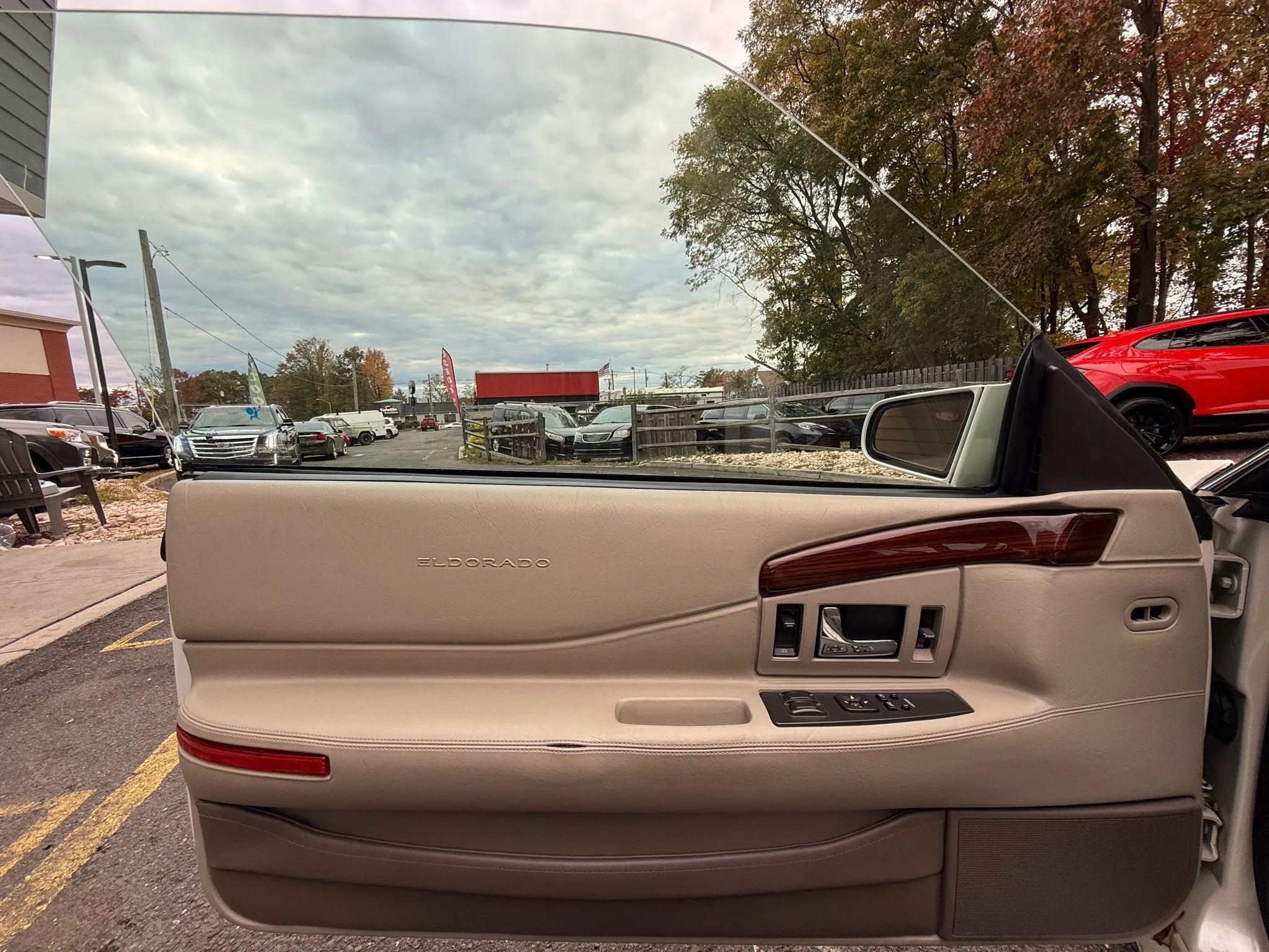 Used 1998 Cadillac Eldorado FWD image 9