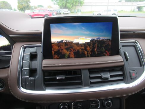 Used 2022 Chevrolet Tahoe High Country w/ Max Trailering Package image 14