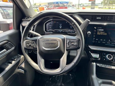 Used 2024 GMC Sierra 3500 Denali w/ Denali Reserve Package AWD/4WD image 14