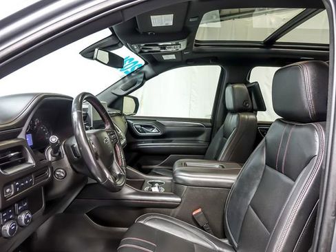 Certified 2021 Chevrolet Suburban RST w/ Luxury Package AWD/4WD image 13