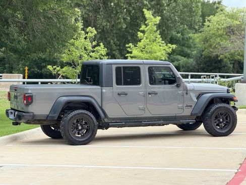 Used 2020 Jeep Gladiator Sport w/ Quick Order Package 24S AWD/4WD image 3