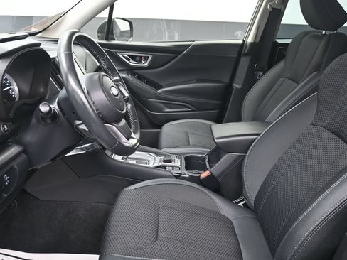 Used 2024 Subaru Forester Premium AWD/4WD image 18