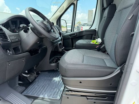 New 2026 RAM ProMaster 2500 FWD image 8