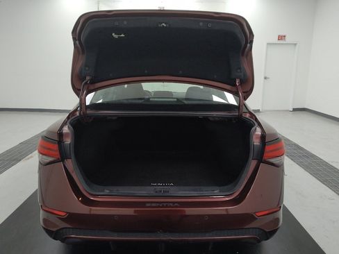 Used 2020 Nissan Sentra SV image 29